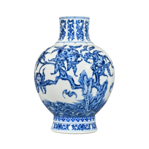 Lot 39: Blue and White Pomegranate-shaped Vase with "Blessed Mountain and Longevity Sea" Design 青花福山寿海图石榴尊 - Image 1