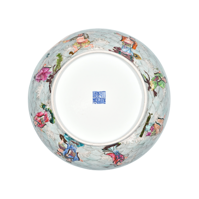 Lot 40: Famille Rose Dish Depicting the God of Longevity 粉彩寿星福禄图盘