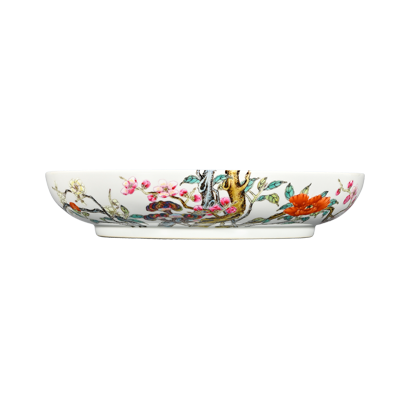 Lot 49:  Famille Rose Dish with Lingzhi and Plum Blossom Design 粉彩灵芝梅花纹盘