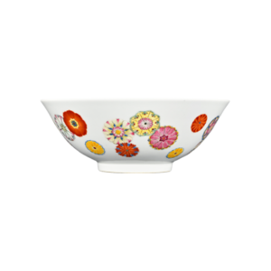 Lot 63: Famille Rose Bowl 粉彩皮球花纹碗 - Image 2